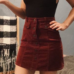 Women’s high waisted jean skirt